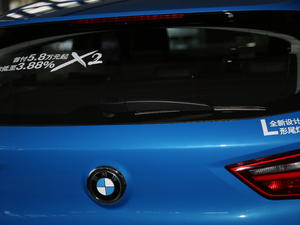 2018sDrive 25i IMԽҰb V ^