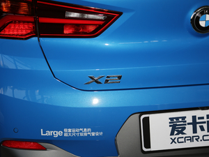 2018sDrive 25i IMԽҰb V ^