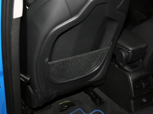 2018sDrive 25i IMԽҰb V g