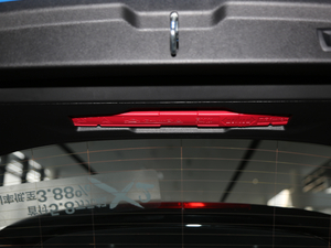 2018sDrive 25i IMԽҰb V g