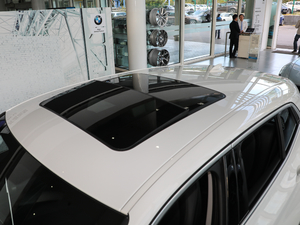 2018款sDrive 25i 领先型M越野套装 国V 车顶