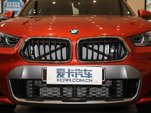 2018sDrive 25i MԽҰb V оW