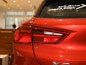 2018sDrive 25i MԽҰb (gu)V (x)(ji)^