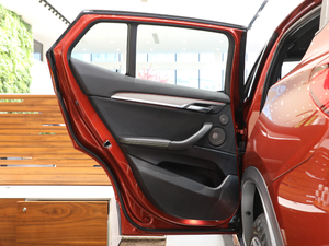 2018sDrive 25i MԽҰb V ܇T