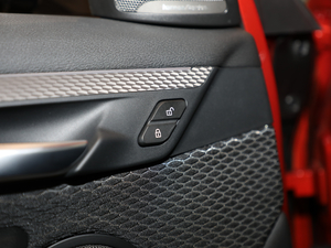 2018sDrive 25i MԽҰb V п؅^