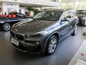 2018款xDrive 25i M越野套装 国V 左前45度