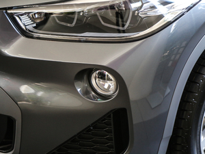 2018xDrive 25i MԽҰb (gu)V (x)(ji)^