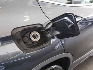 2018xDrive 25i MԽҰb V w