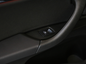 2018xDrive 25i MԽҰb V g