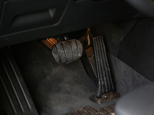 2018xDrive 25i MԽҰb V п؅^(q)