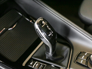 2018xDrive 25i MԽҰb V QU