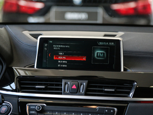 2018xDrive 25i MԽҰb V п_(ti)@ʾ