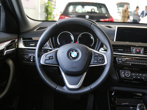 2018xDrive 25i MԽҰb V п؅^(q)