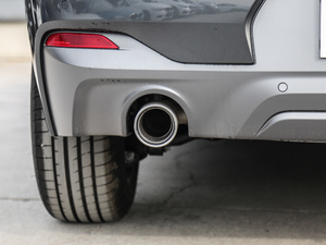 2018sDrive 20i MԽҰb V Ś