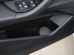 2018sDrive 20i MԽҰb V ǰTg