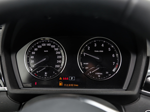 2018sDrive 20i MԽҰb V x