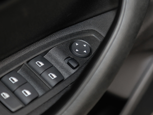 2018sDrive 20i MԽҰb (gu)V п؅^(q)