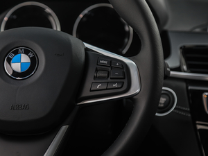 2018sDrive 20i MԽҰb V п؅^