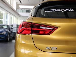 2018sDrive 25i IMԽҰb V (ji)^