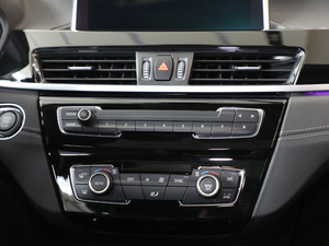 2018sDrive 25i IMԽҰb V {(dio)(ji)