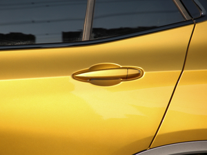 2018xDrive 25i MԽҰb V ^