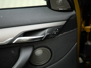 2018xDrive 25i MԽҰb V g