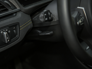 2018xDrive 25i MԽҰb V g