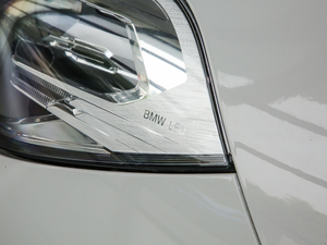 2018sDrive 20i MԽҰb V ^