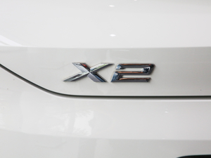 2018sDrive 20i MԽҰb V ^