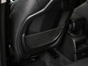 2018sDrive 20i MԽҰb (gu)V g