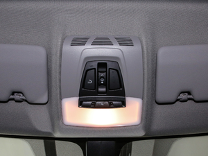 2018sDrive 20i MԽҰb (gu)V g