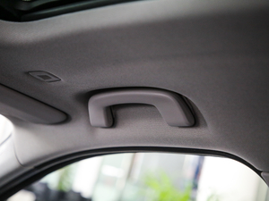 2018sDrive 20i MԽҰb (gu)V g