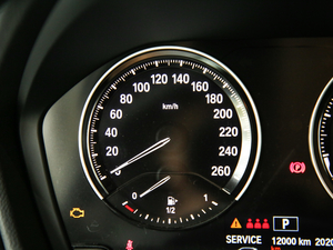 2018sDrive 20i MԽҰb (gu)V п؅^(q)