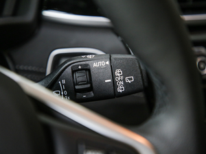 2018款sDrive 20i M越野套装 国V 中控区