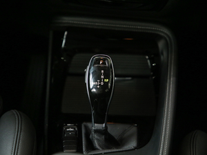 2018款sDrive 20i M越野套装 国V 中控区