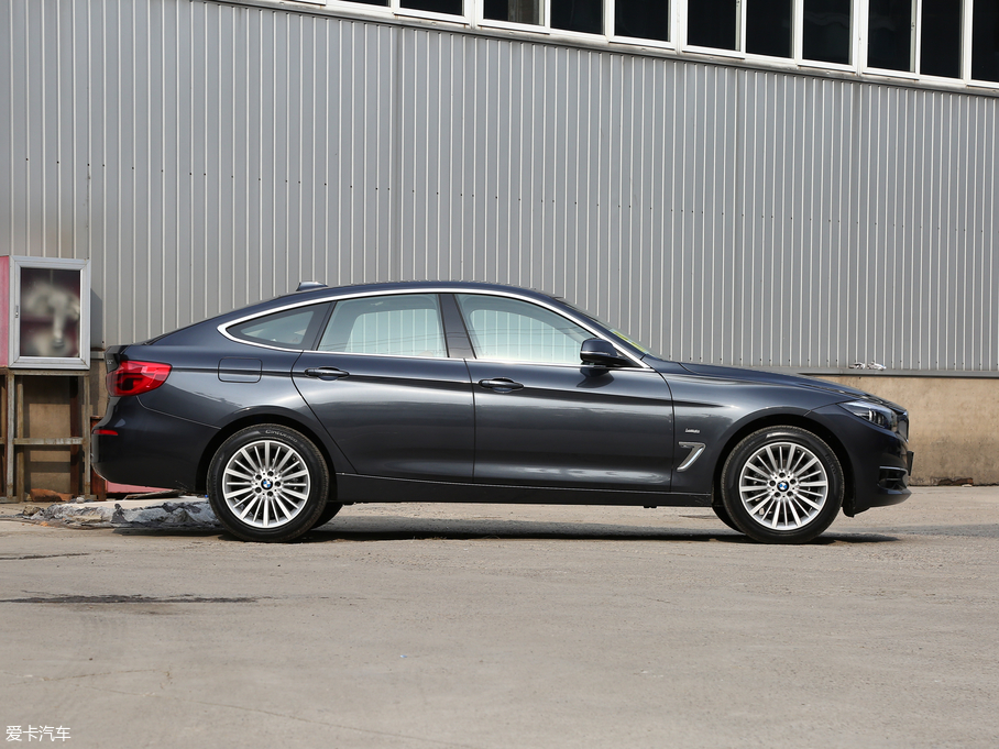 2018R3ϵGT 320i AOӋb