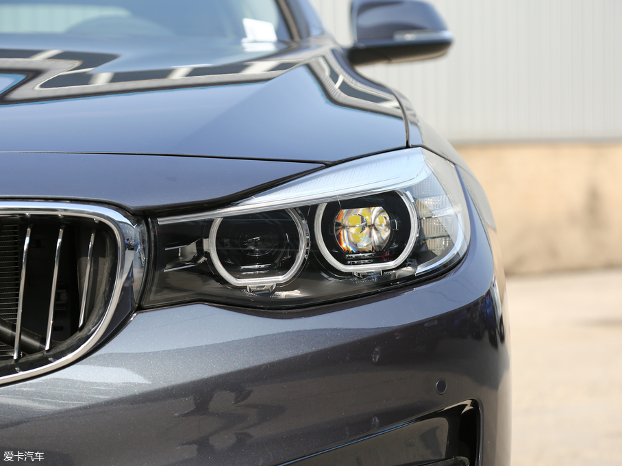 2018R3ϵGT 320i AOӋb