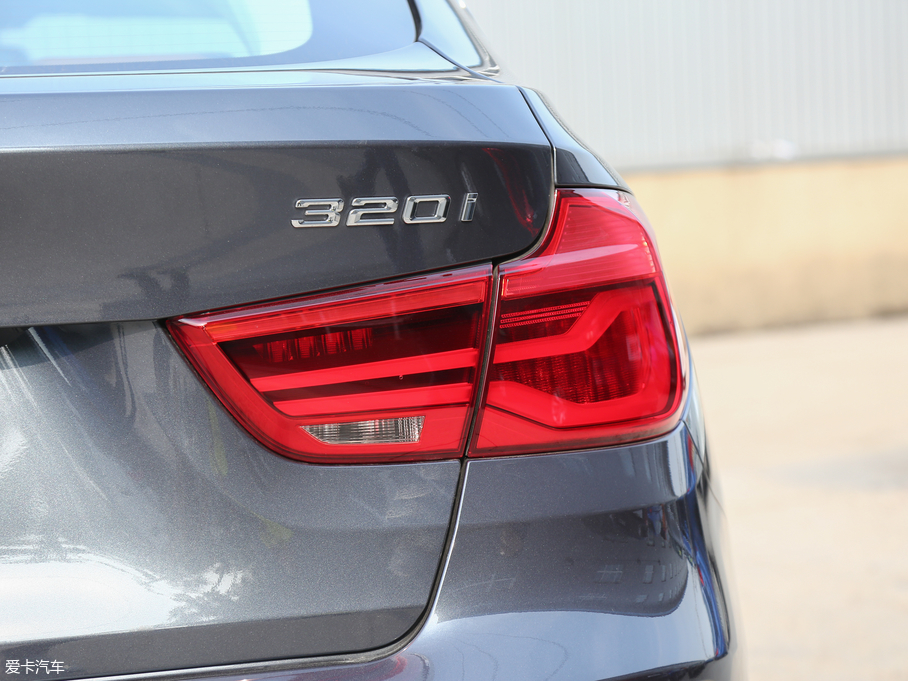 2018R3ϵGT 320i AO(sh)Ӌ(j)b