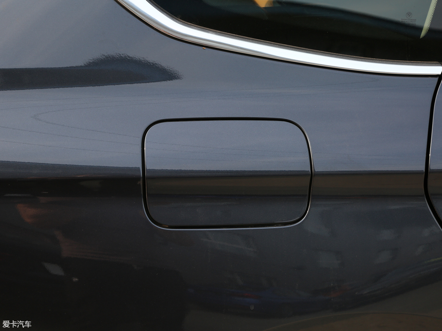 2018R3ϵGT 320i AOӋb