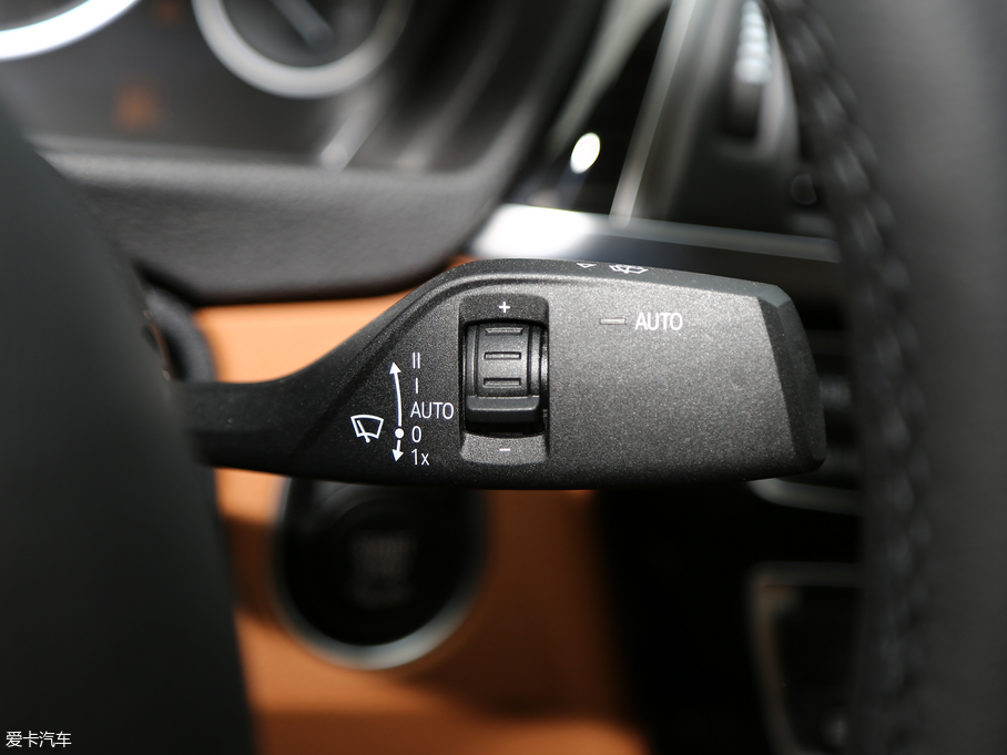 2018R3ϵGT 320i AO(sh)Ӌb