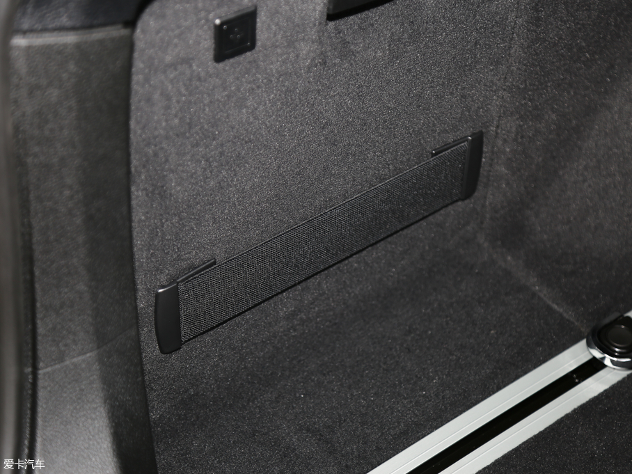 2018R3ϵGT 320i AOӋb