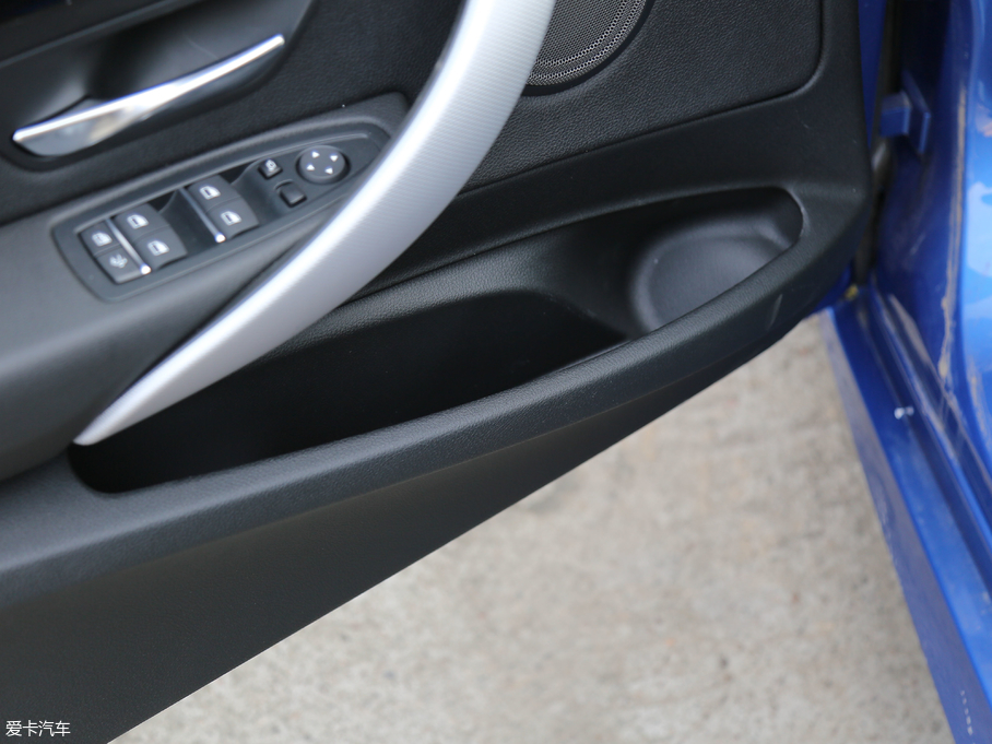 2018R3ϵGT 320i M \