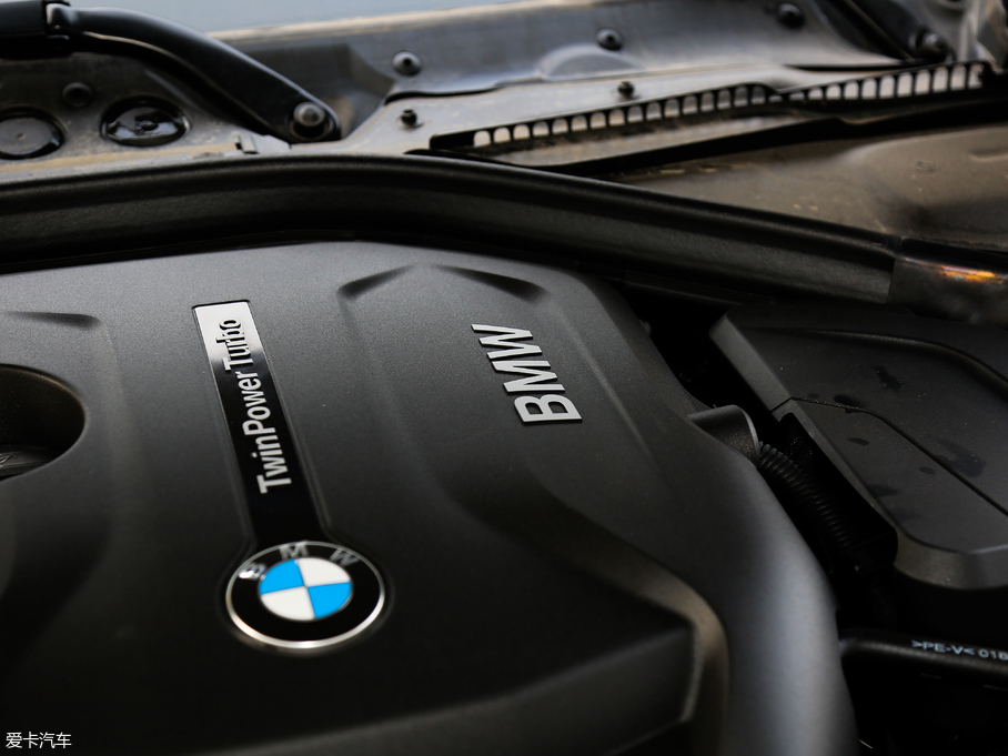 2018R3ϵGT 320i M \