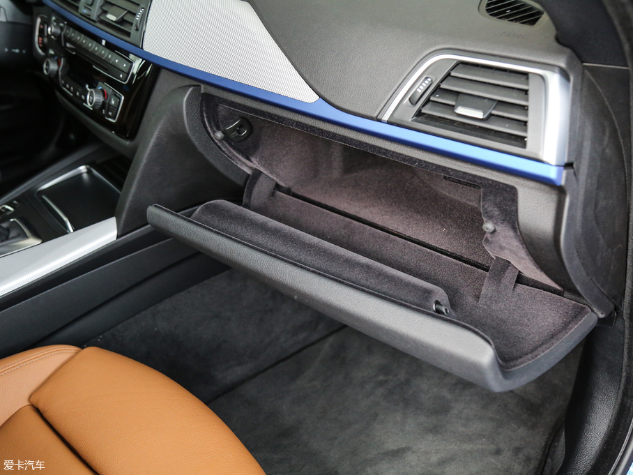 2018R3ϵGT 330i xDrive M \