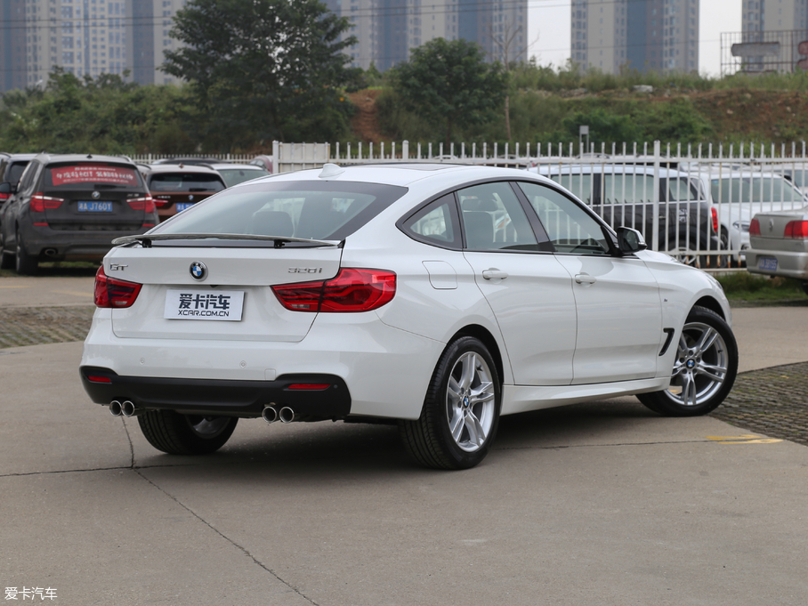 2018R3ϵGT 320i M \