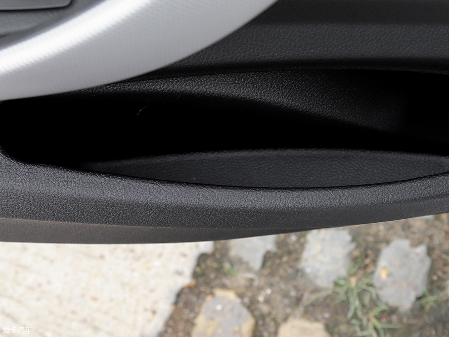 2018R3ϵGT 320i M \