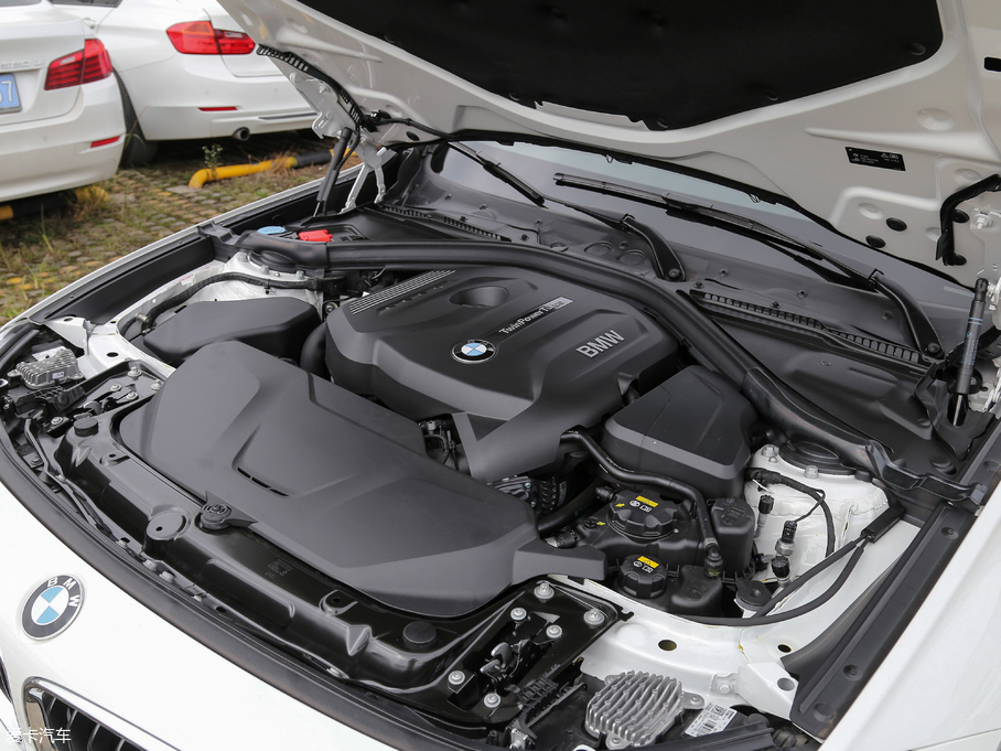 2018R3ϵGT 320i M \