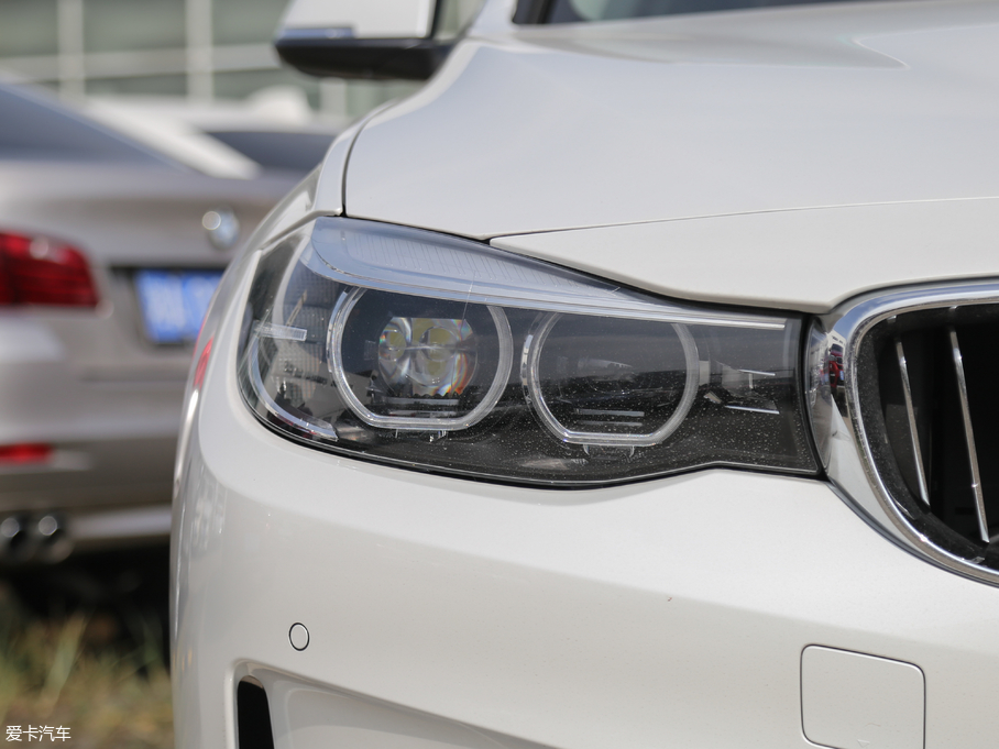 2018R3ϵGT 320i AOӋb