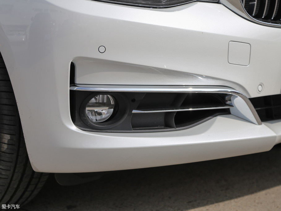 2018R3ϵGT 320i AOӋb