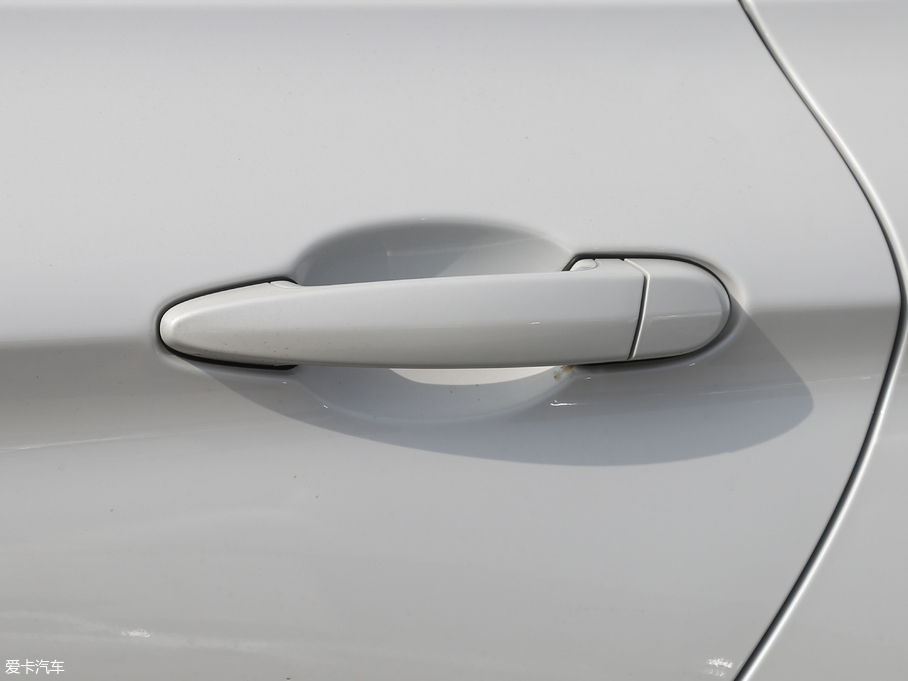 2018R3ϵGT 320i AOӋb